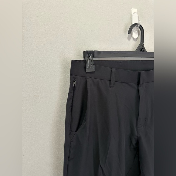 Fabletics The Only Pants Classic Fit Men’s Business Casual Black Size 34x32 - Picture 10 of 16
